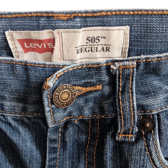 Boys 12 Levis 505 Regular Fit Denim Jeans 26x26 Medium Wash Denim Straight Leg - Picture 5 of 7